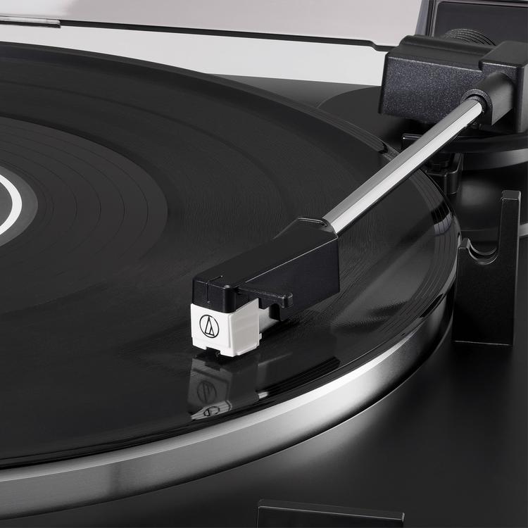Audio-Technica AT-LP60XBK | Table tournante Stéréo - Entraînement par courroie - Entièrement automatique - Noir-SONXPLUS La Sarre