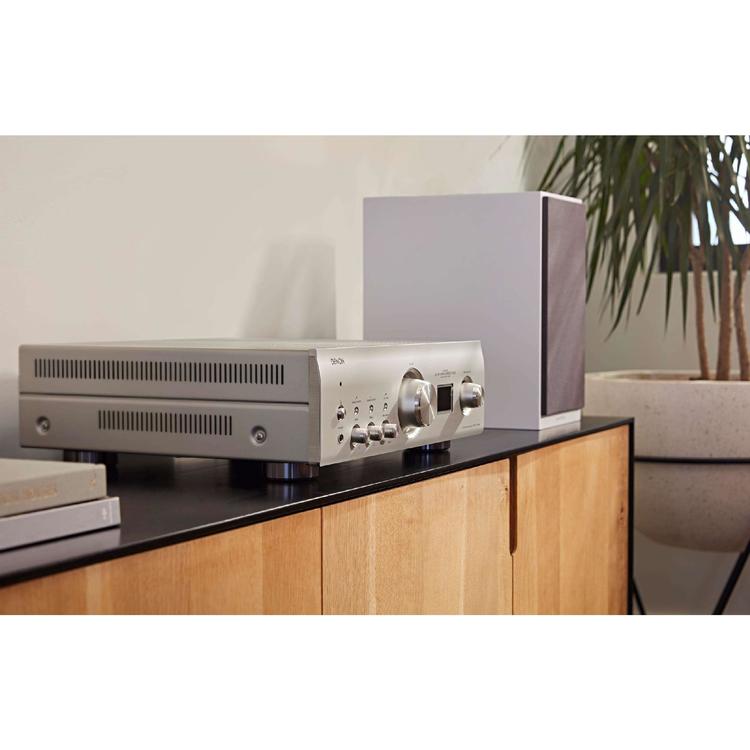 Denon PMA-1700NE | Amplificateur intégré - 140W - Circuit Push-pull MOS - Argent-SONXPLUS La Sarre