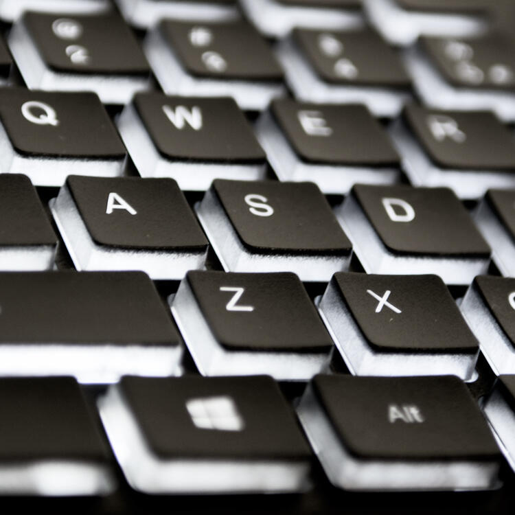 BlueDiamond 37394 | Clavier rétroéclairé - Connect - Touches lumineuses - Français-SONXPLUS La Sarre